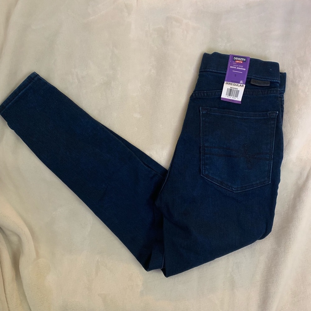 High rise jeggings.